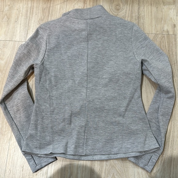 The north face sweater size small - Picture 4 of 4